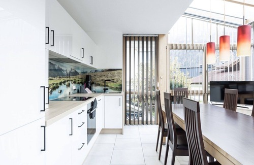 Runhof Apartment | Nice apartment for 8 people with A/C, WIFI, TV, terrace and pets allowed