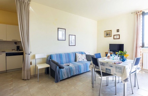 Piani-Ciapin Apartment | Nice apartment for 6 people with pool, WIFI, TV and terrace