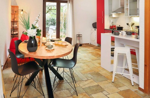 Bouveret Apartment | Nice apartment for 2 guests with WIFI, TV, terrace, pets allowed and panoramic view