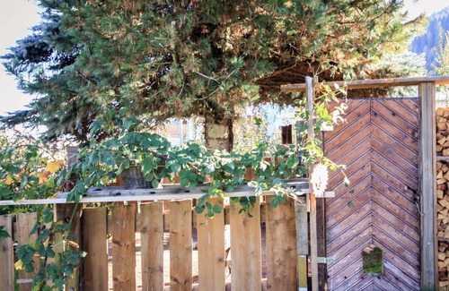 Axams Apartment | Nice apartment for 2 guests with WIFI, TV and pets allowed