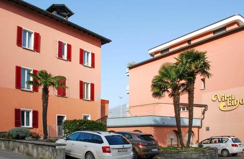 Vira Apartment | Nice apartment for 3 guests with WIFI, pool, TV and patio