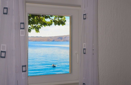 Stinica Apartment | Nice apartment for 3 people with WIFI, A/C, TV and terrace