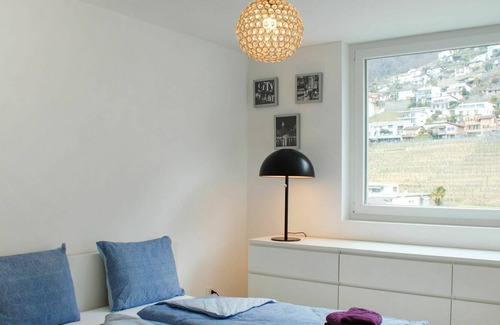 Riazzino Apartment | Nice apartment for 4 people with WIFI, TV, terrace, panoramic view and parking