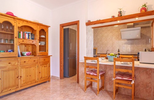Cala Santany Apartment | Nice apartment for 4 people with A/C, WIFI, pool, TV and terrace