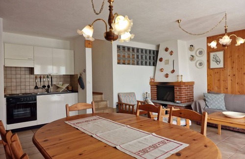 Airolo Apartment | Nice apartment for 4 guests with WIFI, TV, patio and panoramic view
