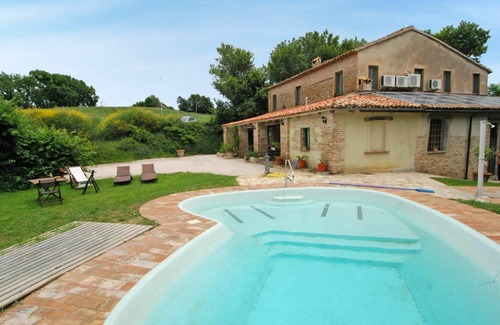 Granarola Apartment | Nice apartment for 4 guests with A/C, WIFI, pool, TV, patio and pets allowed
