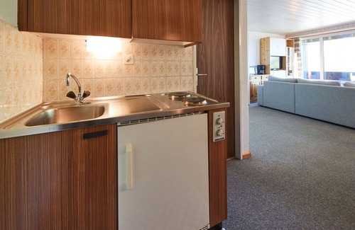 Sion Apartment | Nice apartment for 4 guests with WIFI, pool, TV, balcony and panoramic view