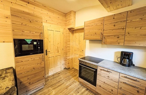 Forstau Apartment | Nice apartment for 4 people with WIFI, TV, pets allowed and panoramic view