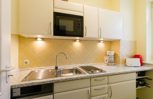 Ostvorpommern Apartment | Nice apartment for 4 people with WIFI, TV and terrace