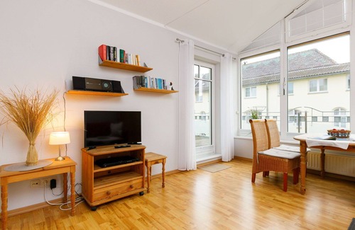 Ostvorpommern Apartment | Nice apartment for 4 people with WIFI, TV and terrace
