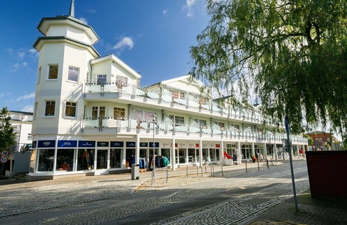 Ostvorpommern Apartment | Nice apartment for 4 people with WIFI, TV and terrace