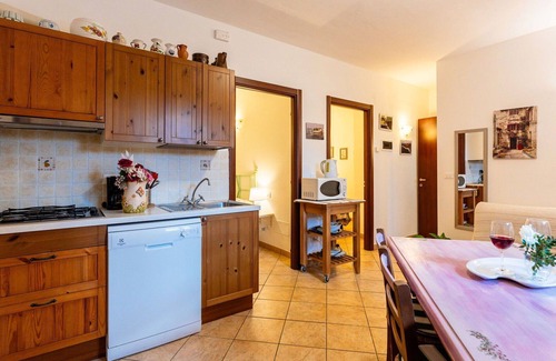 Lavina Apartment | Nice apartment for 4 people with pool, WIFI and pets allowed