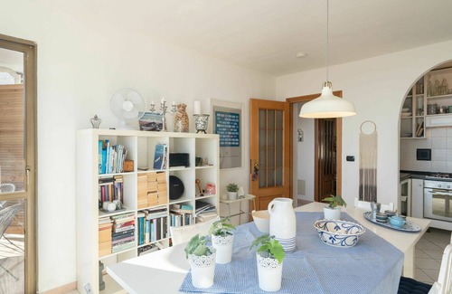 Pompeiana Apartment | Nice apartment for 5 guests with WIFI, TV, balcony and pets allowed