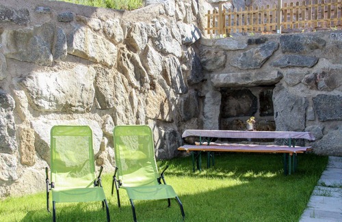 Distelberg Apartment | Nice apartment for 6 guests with WIFI, TV, patio and panoramic view