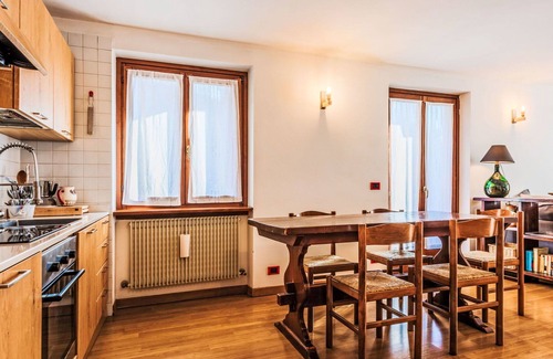 Sant'Antonio di Mavignola Apartment | Nice apartment for 6 people with TV and balcony