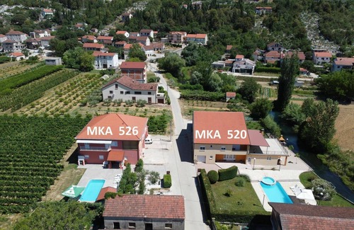 Dusina Apartment | Nice apartment for 8 people with WIFI, private pool, A/C, TV and terrace