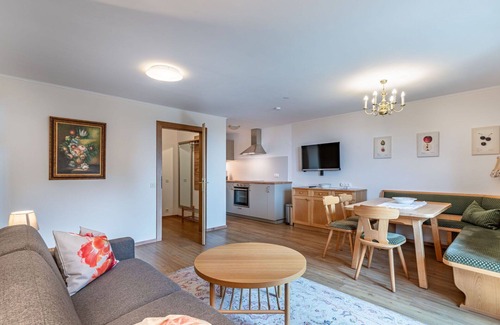 Sankt Urban Apartment | Nice apartment for 4 guests with WIFI, TV, balcony and panoramic view