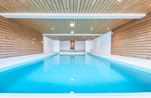 Heremence Apartment | Nice apartment for 4 people with pool, WIFI, balcony and pets allowed