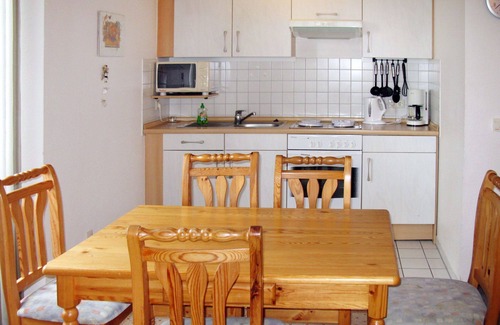 Wremen Apartment | Nice apartment for 6 people with WIFI, TV, balcony and pets allowed