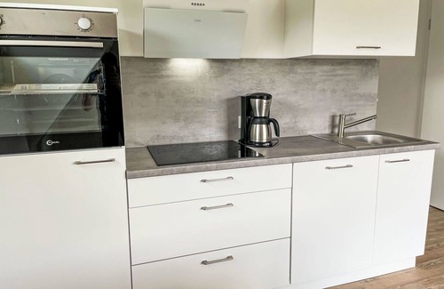 Hechthausen Apartment | Nice apartment for 4 guests with WIFI, pool, TV, balcony and pets allowed