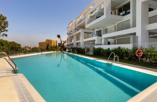Carihuela Apartment | Nice apartment for 4 guests with WIFI, A/C, pool, TV and terrace
