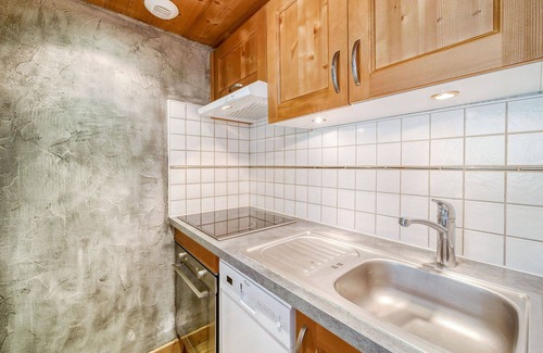 Tignes Apartment | Nice apartment for 4 guests with WIFI, TV and balcony
