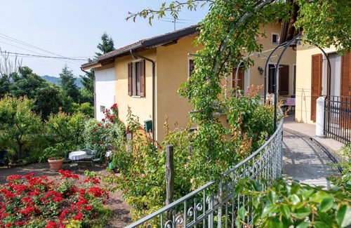 Cortiglione Apartment | Nice apartment for 3 guests with WIFI, TV, terrace and pets allowed