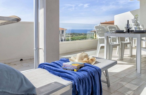 La Muddizza Apartment | Nice apartment for 5 guests with A/C, WIFI, pool, TV and patio