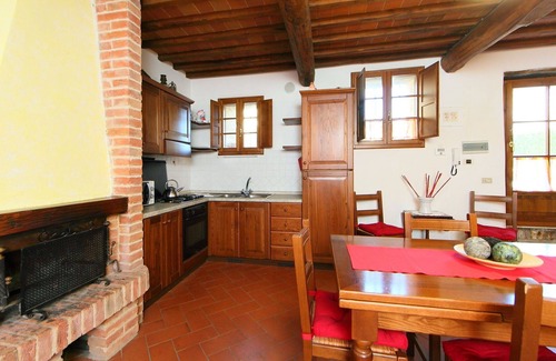 Rapolano Terme Villa | Nice apartment in villa for 6 guests with pool, WIFI, TV and patio