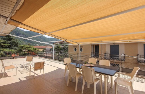 Angri Apartment | Nice apartment in Angri with WiFi