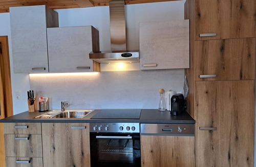 Wildschoenau Villa | Nice apartment in villa for 3 guests with WIFI, TV and balcony