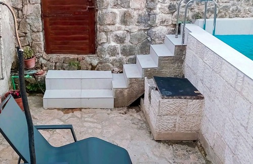 Konavle Apartment | Nice apartment in Gruda with kitchen