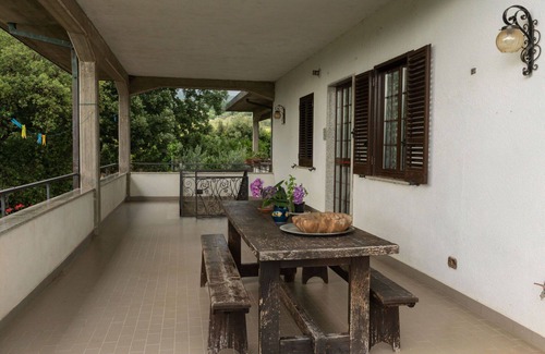Bolsena Villa | Nice apartment in villa for 12 guests with pool, WIFI, TV and terrace