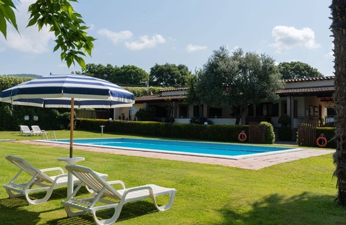 Bolsena Villa | Nice apartment in villa for 6 guests with WIFI, pool, TV, terrace and pets allowed