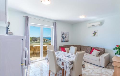 Povljana Apartment | Nice Apartment In Povljana With Kitchen