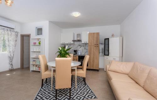 Stara Baska Apartment | Nice Apartment In Stara Baska With Wifi