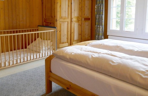 Reichenbach House | Nice apartment in villa for 8 guests with WIFI, TV, patio, panoramic view and parking