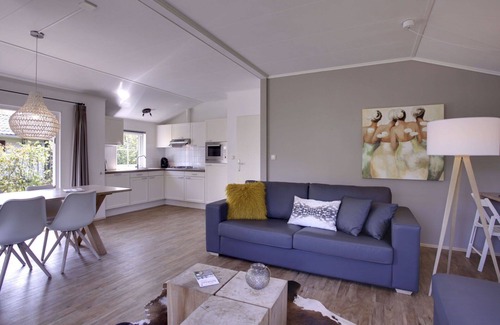 Municipality of Dalfsen House | Nice apartment in villa for 4 people with WIFI, pool, TV and terrace