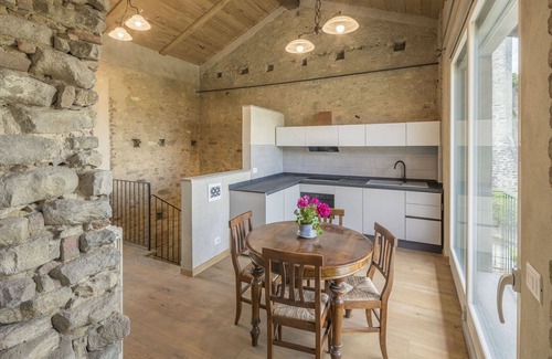 Monforte d'Alba Apartment | Nice apartment for 4 people with pool, WIFI and terrace, close to Alba