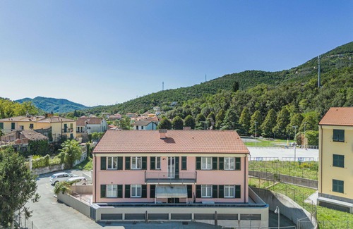 Sestri Levante Apartment | Nice apartment for 4 guests with WIFI, A/C, TV and balcony