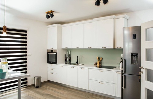 Donji Prolozac Apartment | Nice apartment with hot tub, A/C, WIFI, private pool, TV, terrace and panoramic view