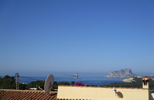 Paichi Apartment | Nice apartment with sea views, roof terrace and nice communal pool