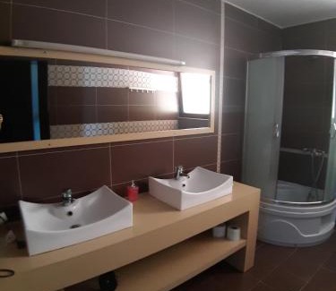 Pogradec Apartment | Nice apartment with terrace and like view .