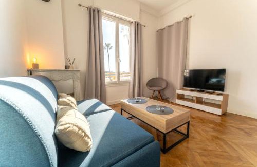 Vernier Apartment | NICE CENTRE-VILLE STUDIO 2 en étage