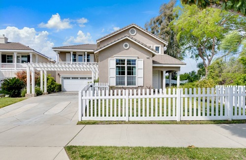 Chino House | Nice Chino cozy house- 奇诺4房4卫大房整租