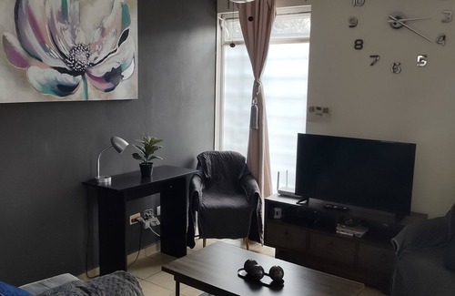 Queretaro House | Nice cozy house 12min from Plaza Antea (pets welcome)