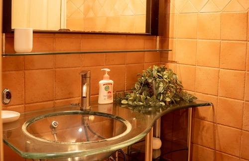 Msasani Peninsula Apartment | ⭐NICE & COZY⭐, great location in masaki,w/pool&gym