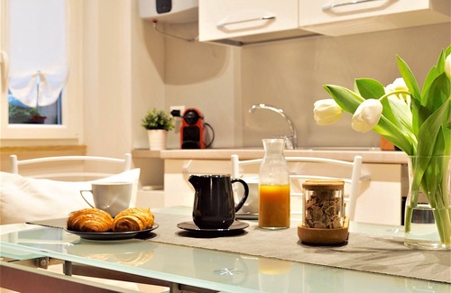 Gioia Apartment | * Nice flat near Central Station and Porta Nuova *