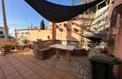 Almadraba-Canyelles House | Nice flat near the beach, terrace AV-04