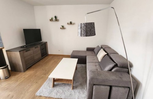 Delle Apartment | Nice furnished studio renovated